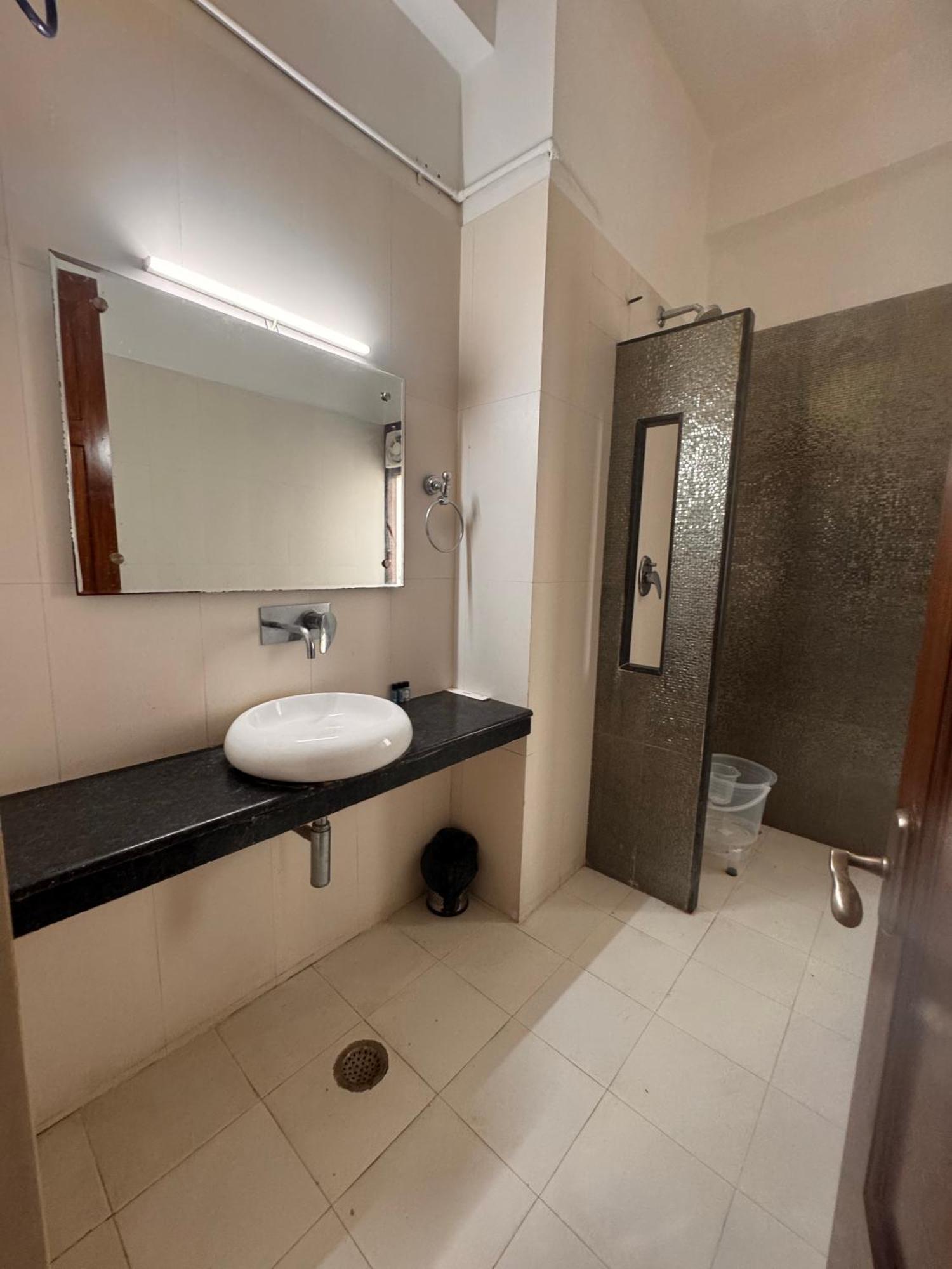 לקנאו Hl Grand Hotel מראה חיצוני תמונה
